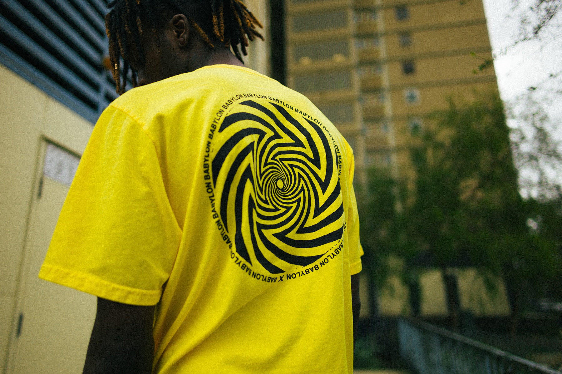 LAキッズから支持の厚い Babylon LA が2017年夏のTシャツコレクションを発表 バビロン トラッシュトーク Tシャツ プリント パープル ブラック ホワイト イエロー グラフィック Tシャツ