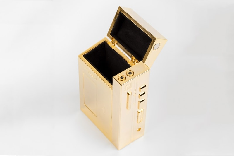 AMBUSH® 　オーディオプレーヤー　モチーフ シガレットケース