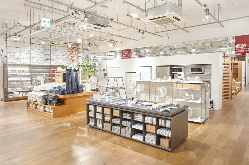 世界旗艦店 無印良品 有楽町  リニューアルオープン フラッグシップ　青果 インテリア