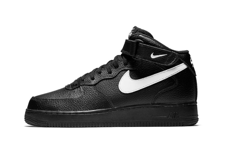 Nike Air Force 1 Mid から重量感のある新色 “Black/Sail” が登場 ブラック/ホワイトの間違いない逸足