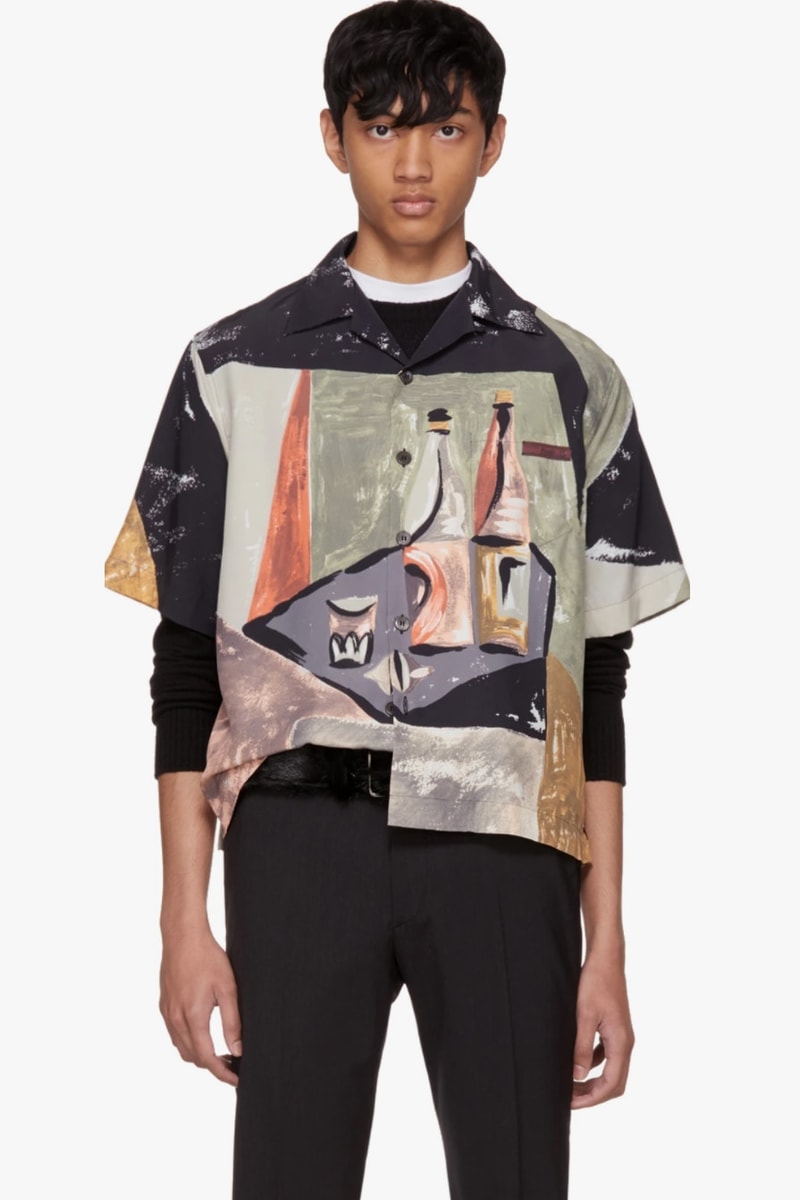 20世紀の表現派絵画がプリントされた Prada の約10万円のボウリングシャツ プラダ キューバカラー キューバシャツ 開襟