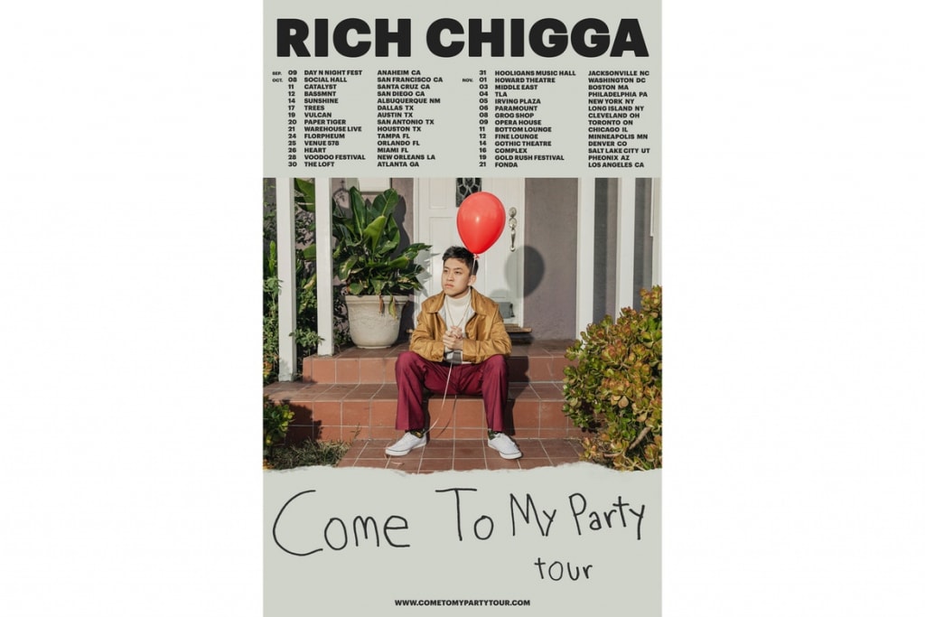 大御所たちもこぞって注目する17歳の新鋭ラッパー Rich Chigga が “Glow Like Dat” のMVを公開 ハードなスタイルから一変、ひまわり畑の真ん中で女性への想いを歌う