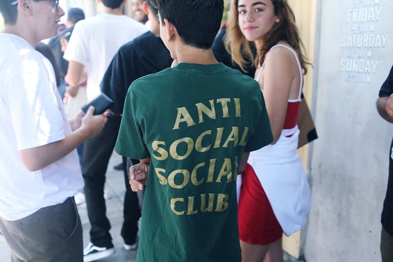 LA での Richardson x Anti Social Social Club のポップアップローンチの写真が到着 ロサンゼルス ロチャードソン ASSC