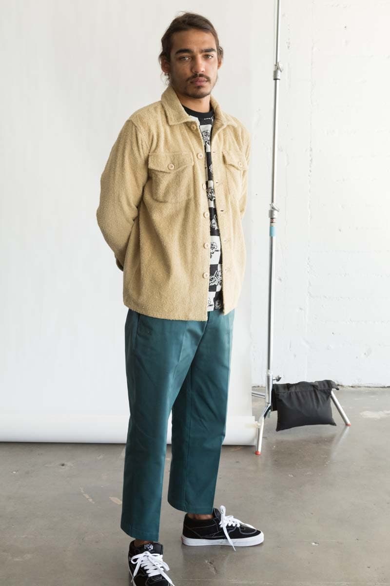 STÜSSY より素材や柄で遊びを効かせた2017年秋冬ルックブックが到着