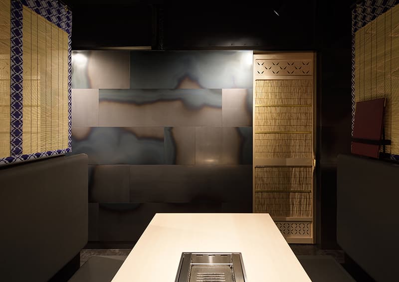 京都・四条烏丸にある名店『焼肉矢澤』の建築デザインをチェック 焼肉 四条 京都 矢澤 ミートヤザワ yakiniku kyoto yazawa 建築 空間デザイン geneto ジェネット 飲食店 デザイン