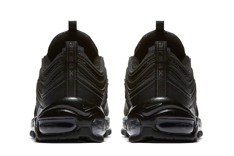 Nike Air Max 97 “Triple Black” が待望のリリースを迎える 史上最も重力感のあるAM97は言わずもがな完売必至 エアマックス97 トリプルブラック ブラック スニーカー ナイキ