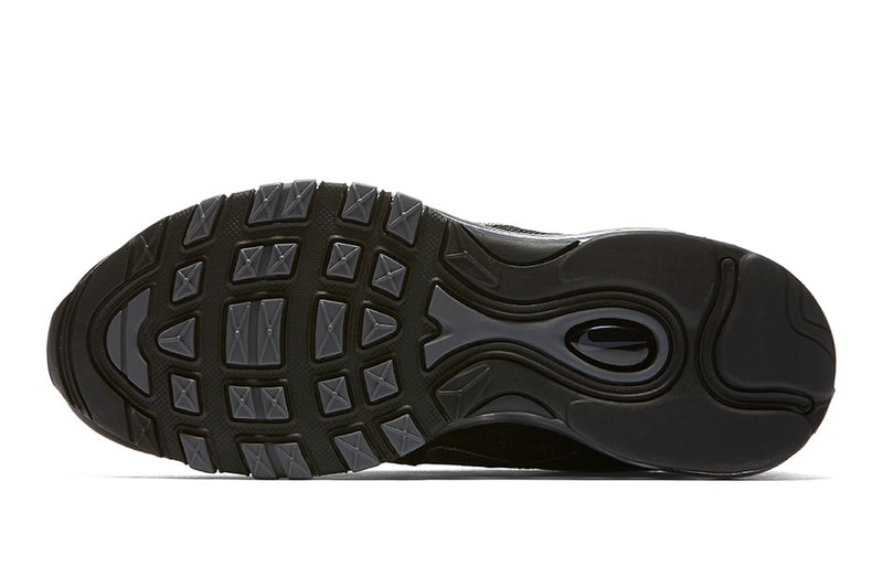 Nike Air Max 97 “Triple Black” が待望のリリースを迎える 史上最も重力感のあるAM97は言わずもがな完売必至 エアマックス97 トリプルブラック ブラック スニーカー ナイキ