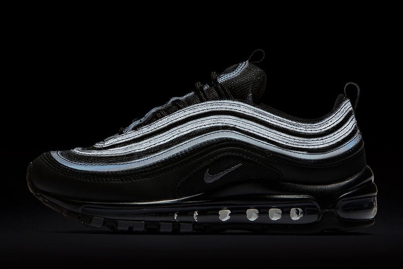 Nike Air Max 97 “Triple Black” が待望のリリースを迎える 史上最も重力感のあるAM97は言わずもがな完売必至 エアマックス97 トリプルブラック ブラック スニーカー ナイキ