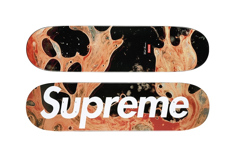 Supreme が最新コレクションでフィーチャーした異端の芸術家 アンドレス・セラーノによる作品 “Blood and Semen” が意味するものとは シュプリーム