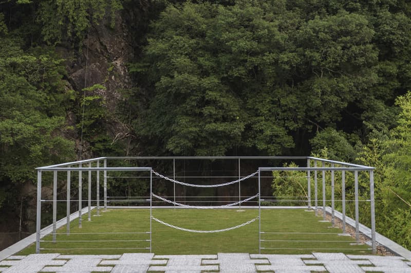 奈良・天ノ川の急傾斜地に建つ空中に突き出した山荘をチェック nara 建築 奈良 熊野川 天ノ川 山荘 別荘 デザイン architecture japan 関谷昌人 masato sekiya