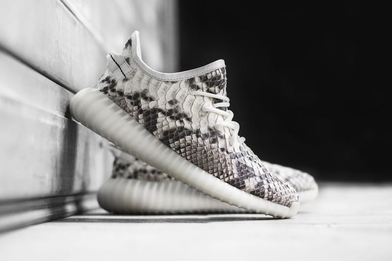 YEEZY BOOST 350 V2 を “Zebra Python” 仕様にカスタムした注目の1足が登場
