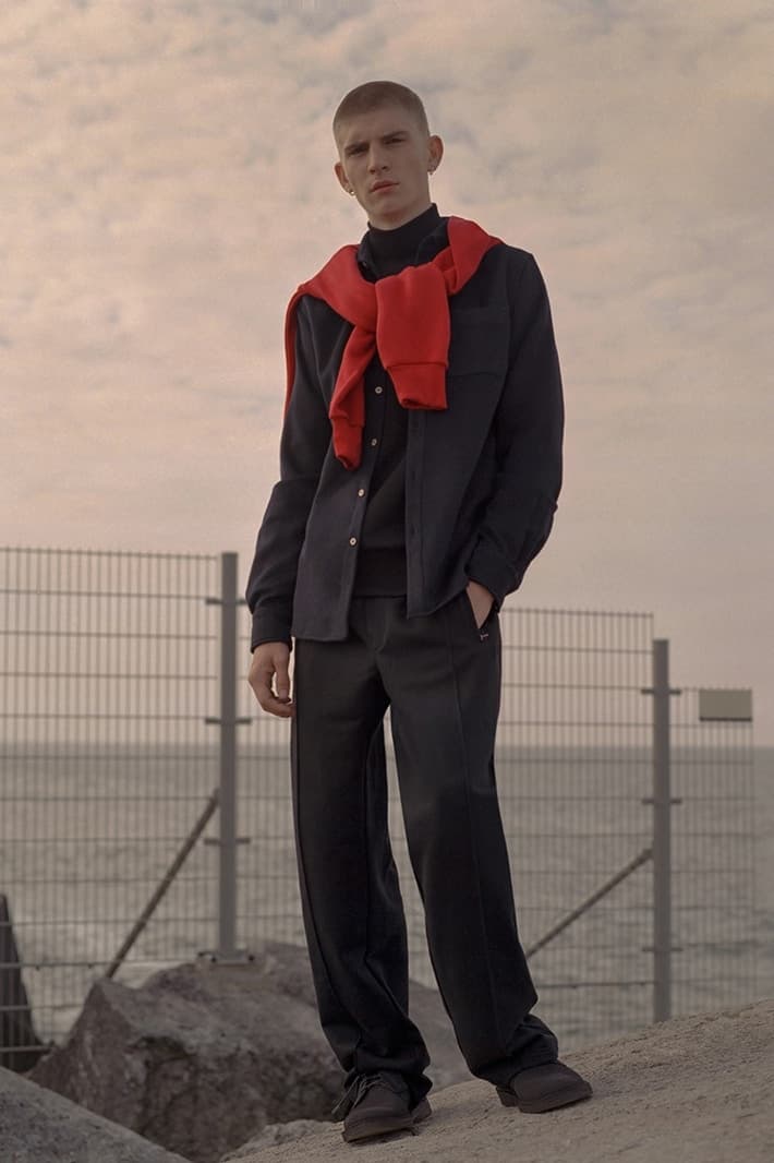 スポーティ　エッセンス　クラシックウェア　披露　 Arte Antwerp 　2017年秋冬コレクション　レイヤードスタイル　活躍　クリーン　モダン　カジュアルウェア