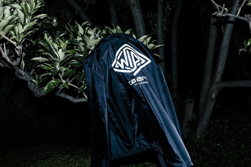 Carhartt WIP x ストリート御用達のデザイン事務所 mo’design のコラボカプセル 「好き嫌いにかかわらず、歴史は繰り返す」など、強いメッセージを込めたグラフィカルなアイテムが揃う Tシャツ ロングスリーブ コーチジャケット フーディ パーカ