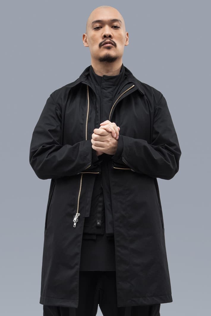 ACRONYM 2017年秋冬コレクション 都市生活ではオーバースペックな機能ウェアをブラックとオリーブのカラーパレットで展開