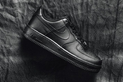 Nike Air Force 1 の重厚感を一層高めた漆黒の “Triple Black” エディション
