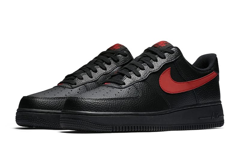 Nike が Air Force 1 Low “Black Leather” パックを発表 上質なタンブルレザーを採用し、アッパー&ソールをブラックで統一した重厚感のあるAF1