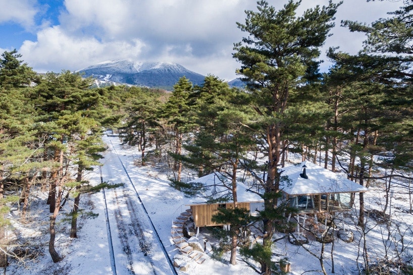 福島県・磐梯山の麓に建てられた高床式住居をチェック fukushima japan architecture design 建築 福島 デザイン 大雪 磐梯山 豪雪