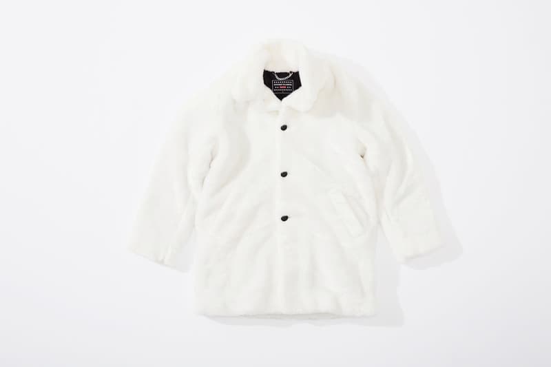 Supreme x HYSTERIC GLAMOUR コラボコレクション アイテム一覧 互いにカルチャーへと深く精通する両者の世界観を色濃く反映したアパレル＆アクセサリーをまとめてチェック コート フーディ Tシャツ ワークシャツ キャップ ビーニー ニット帽 クッション 布団  ベルト