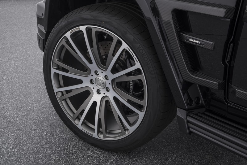 BRABUS が世界最強の12気筒オフロードモデル BRABUS 900 を発表 888馬力、時速100kmまでの到達速度約3.9秒という驚愕のモンスターカーが誕生