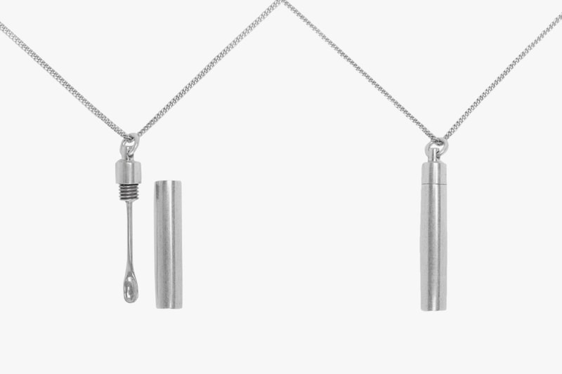 Vetements 2017年秋冬コレクション 2nd デリバリー リリース コート フーディ ジャケット デニム キャップ アクセサリー レインコート ウィンター