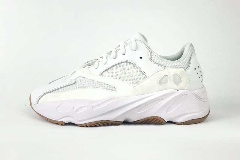 YEEZY BOOST 700 Wave Runners の未発売カラー2色がネットに浮上 近い将来、ホワイトガムとトリプルブラックがリリースか