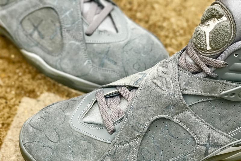 KAWS  Air Jordan 4 　インスパイア　カスタム Air Jordan 8 　登場 スニーカー cool grey