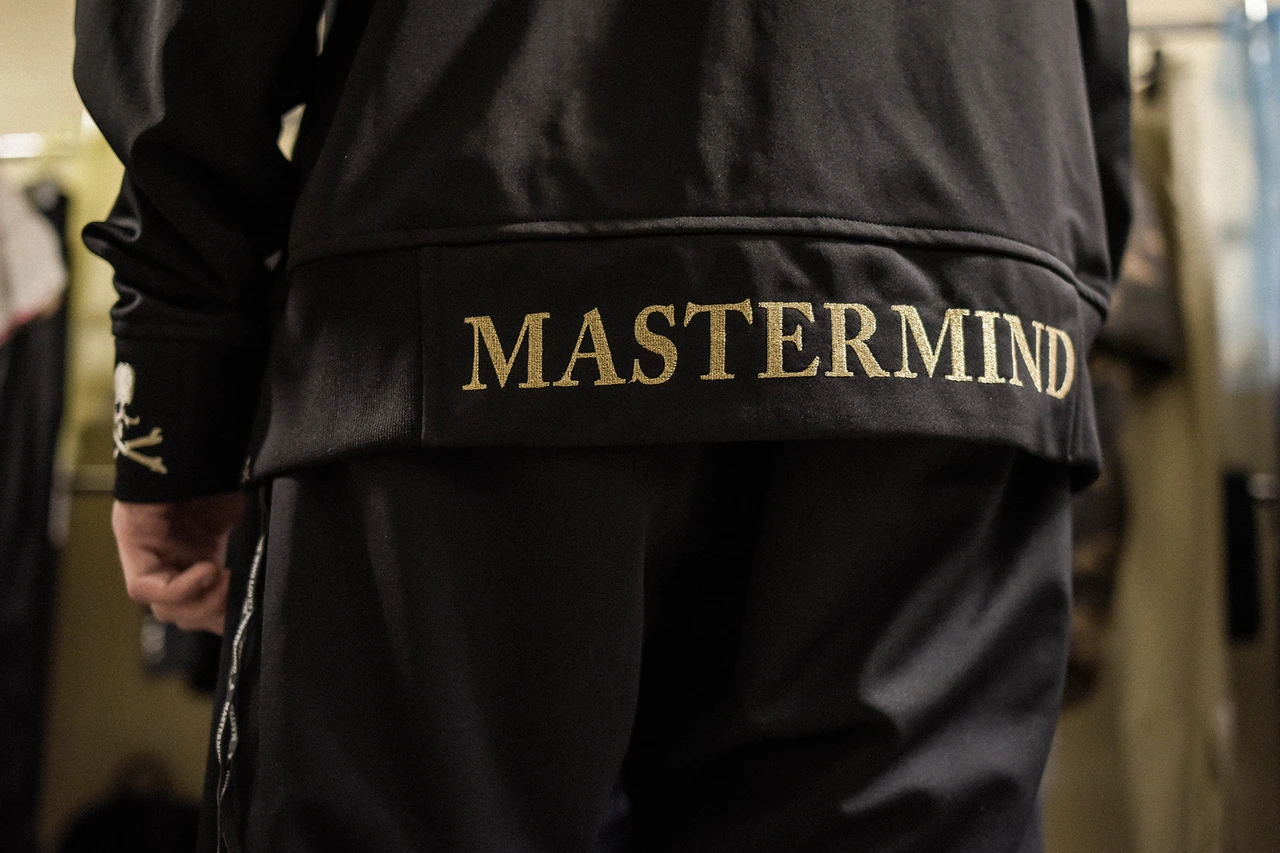 mastermind WORLD シークレットインスタレーションの舞台裏に潜入 2017年秋冬コレクション