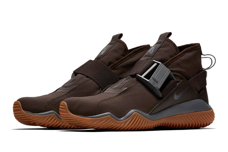 ナイキより話題のKMTR新色モデル2型が登場