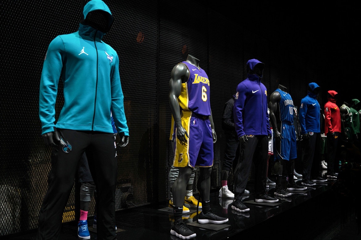 LA Nike  NBA オフィシャル　チームジャージ　レポート ユニフォーム travis scott kevin durant