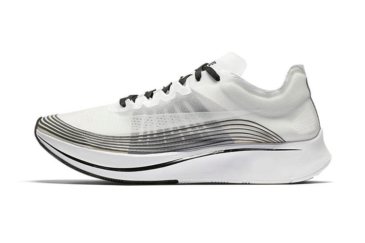 モノトーンカラーで仕上げられたクリーンな Nike Zoom Fly 新カラーモデルが登場