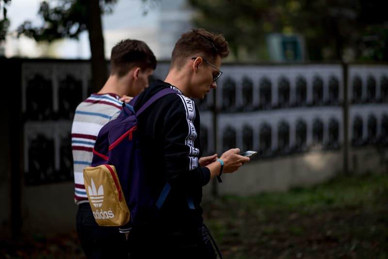 チェコの首都からモードMIXの洗練されたストリートスタイルを学ぶべし Streetsnaps: Prague Fashion Week 2018 ストリートスナップ プラハ