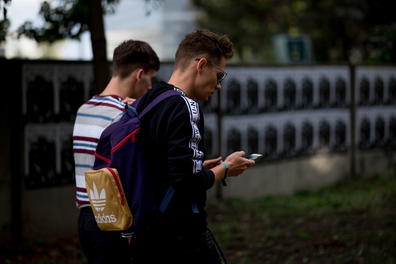 チェコの首都からモードMIXの洗練されたストリートスタイルを学ぶべし Streetsnaps: Prague Fashion Week 2018 ストリートスナップ プラハ