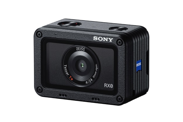 横幅わずか6cmの超コンパクトデジタルスチルカメラ DSC-RX0