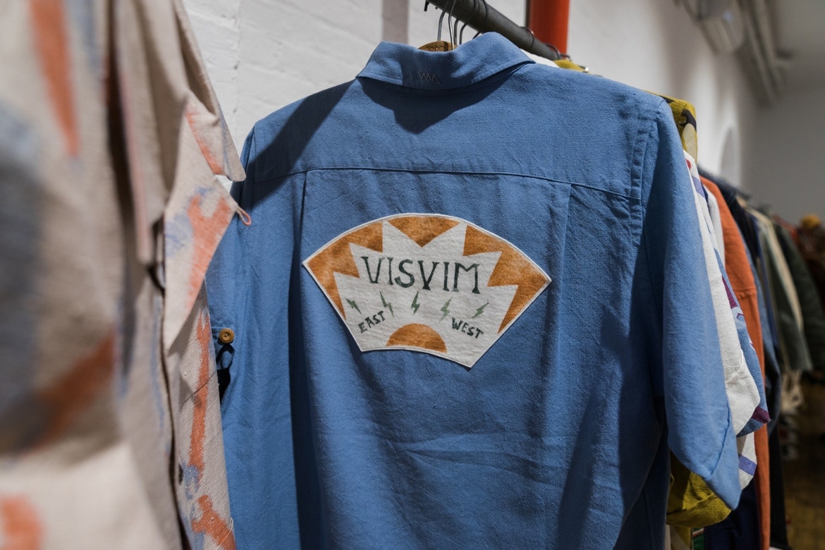 アメリカで開催された visvim 2018年春夏プレゼンテーションの様子をお届け 中村ヒロキが主催した一日限定の予約制展示会に『HYPEBEAST』が潜入