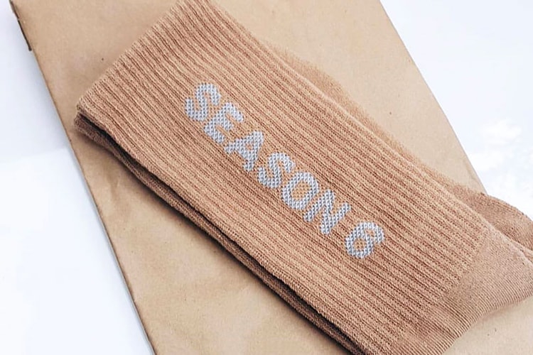 YEEZY SEASON 6 発表会場への招待状は靴下入り