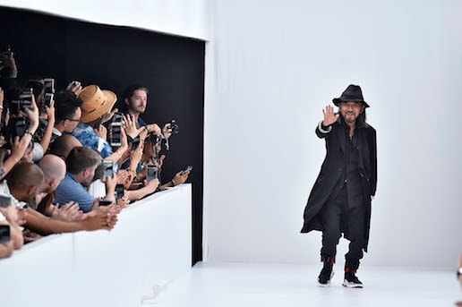 YOHJI YAMAMOTO 2018年春夏ウィメンズコレクションのライブ配信が決定