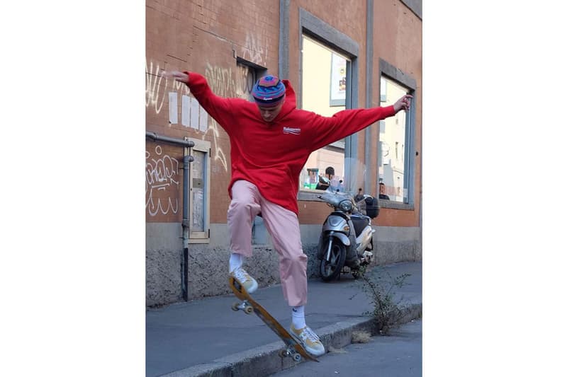 Balenciaga Vetements 融合 新たな パロディ レーベル Balements が登場 フーディ