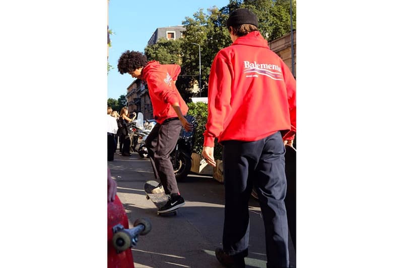 Balenciaga Vetements 融合 新たな パロディ レーベル Balements が登場 フーディ