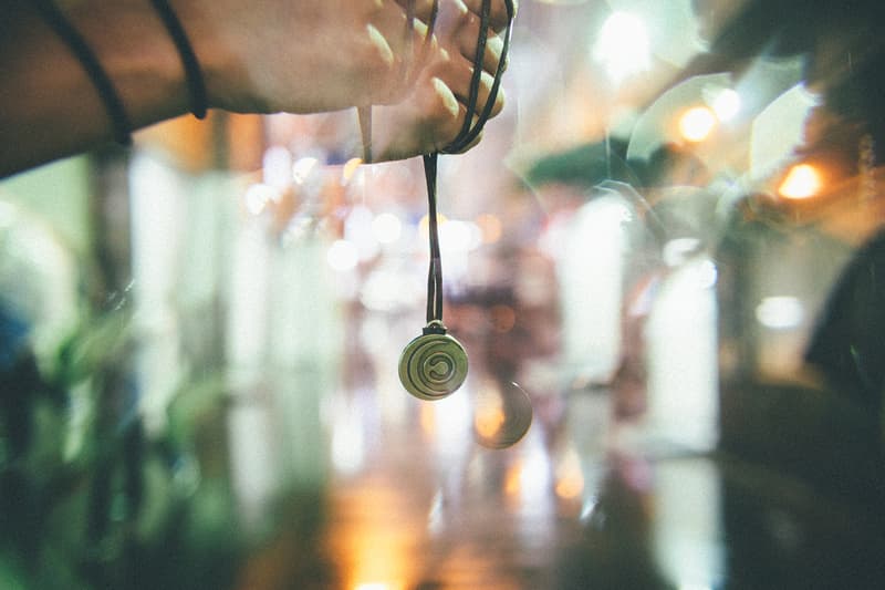 Crossfaith より2017年秋のマーチャンダイズルックブックが公開スタート スタイルを超えて愛されるCrossfaithの今を切り取ったアパレルウェアが登場 Tシャツ ロングスリーブ ネックレス ニットキャップ