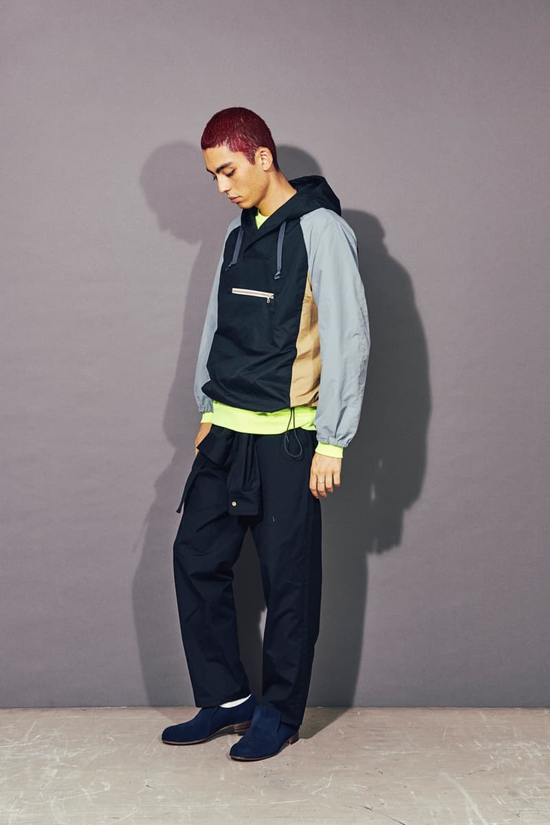 色彩豊かなウェアに身を包んだ DIGAWEL 2018年春夏コレクションのルックブックが到着 パイピングやメッセージプリントなど、ポップなディテールがクセになる最新コレクション デニム ナイロン リフレクター ジャージー ウール