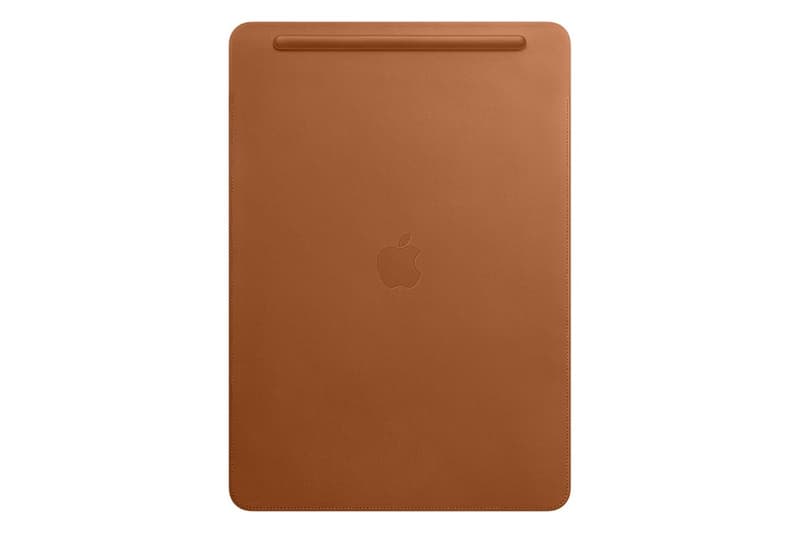 「Apple」社より上質なヨーロピアンレザーを採用した最新レザースリーブが登場 常に触っていたくなるほどスムースな質感をあなたも体感してみては? 12インチMacBook 10.5インチ 12.9インチ iPad 上質なヨーロピアンレザーを採用した Apple 初の公式 MacBook / iPad スリーブが登場
