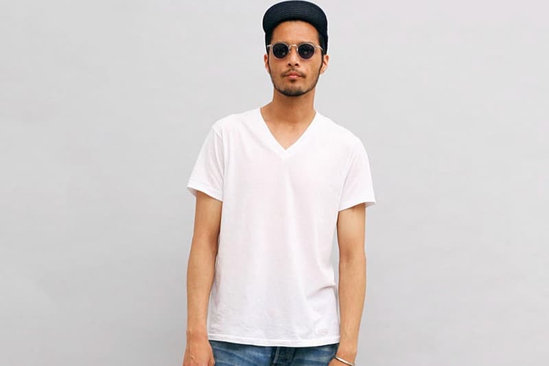 DELUXE Hanes タッグ “Quali-Tee” 題された 白T パック Tシャツ