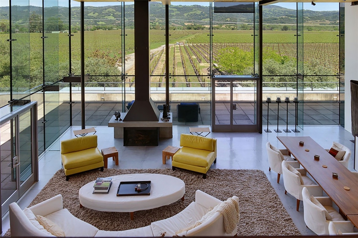 カリフォルニアのワイン産業に使われた建物をリノベーションした住居をチェック ワイン リノベーション リノベ 建築 デザイン リフォーム