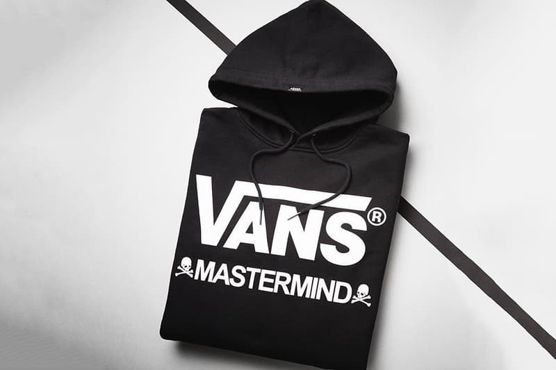 mastermind JAPAN  Vans 　タッグ　最新コラボレーション フーディ　スニーカー　キャップ　両ブランド　ロゴ　大胆　配された　スペシャル感　コラボアイテム　全3点