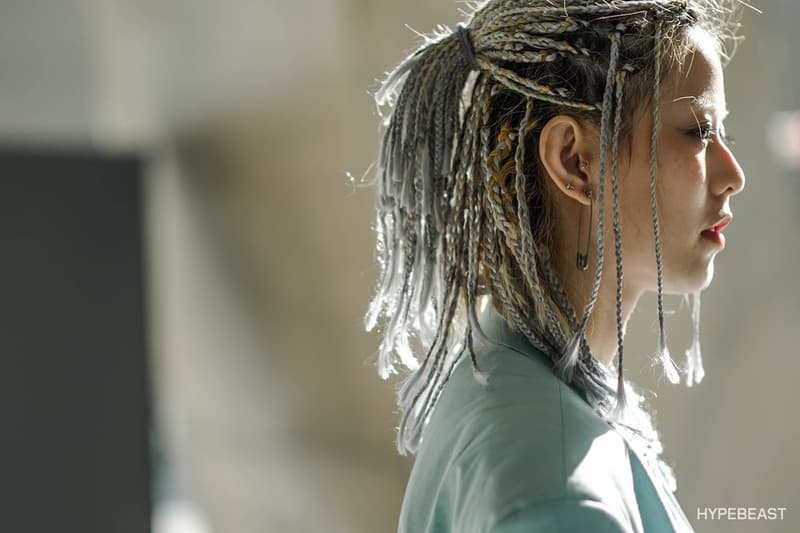 Streetsnaps:Seoul Fashion Week Spring/Summer 2018 ストリートスナップ 成長著しいお隣韓国のストリートではHYPEなスニーカーを多数キャッチすることに成功