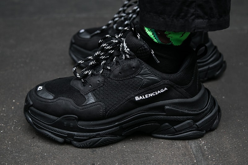 Supreme x Nike の今季第二弾が発売されたロンドンローンチをスナップ形式でレポート シュプリーム ナイキ エア フマラ トラックスーツ コラボ 今週はコラボものよりオリジナルとして登場する“あのアイテム”に人気が集中？