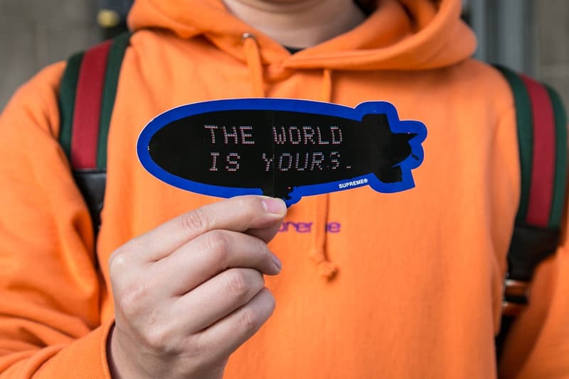 Supreme x 『スカーフェイス』のコラボピースが登場したロンドンでのリリースをレポート “The World Is Yours.”