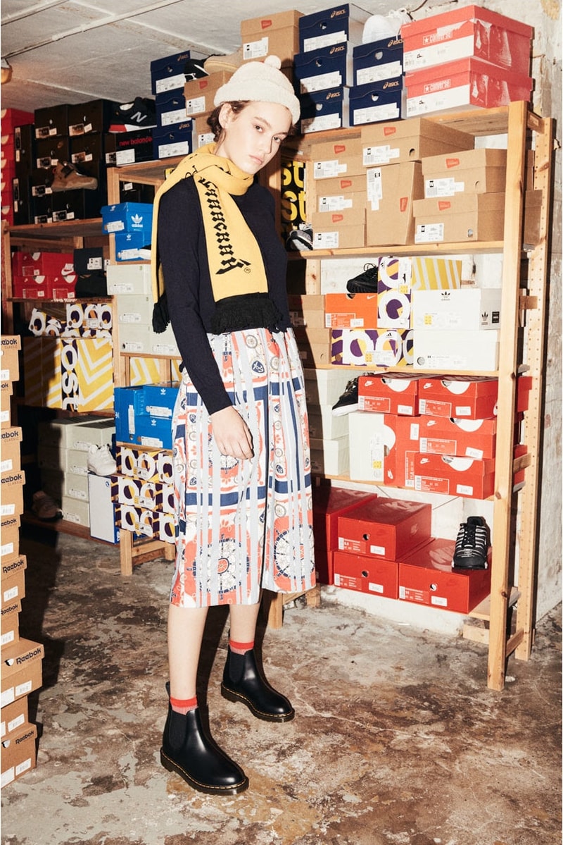 UNDERCOVER、Gosha Rubchinskiy、Bianca Chandôn などにローズアップした Wood Wood の最新エディトリアル 丈感、レイヤード、差し色でコーディネートにおける“気の利かせ方”を提案
