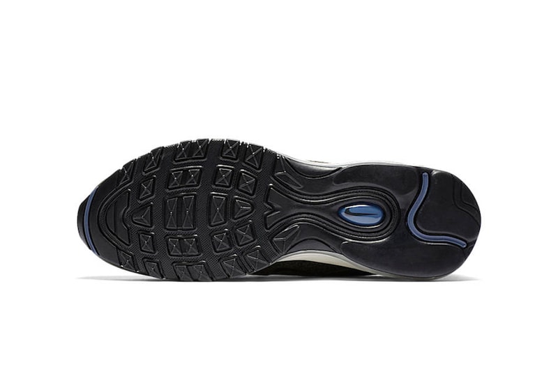 レトロな秋色に染まった Nike Air Max 97 Premium 復刻カラーが発売決定 スポーティなルックスに野暮ったいカラーリングと素材でおめかしした2017秋冬コレクションの注目アイテム スニーカー フットウェア