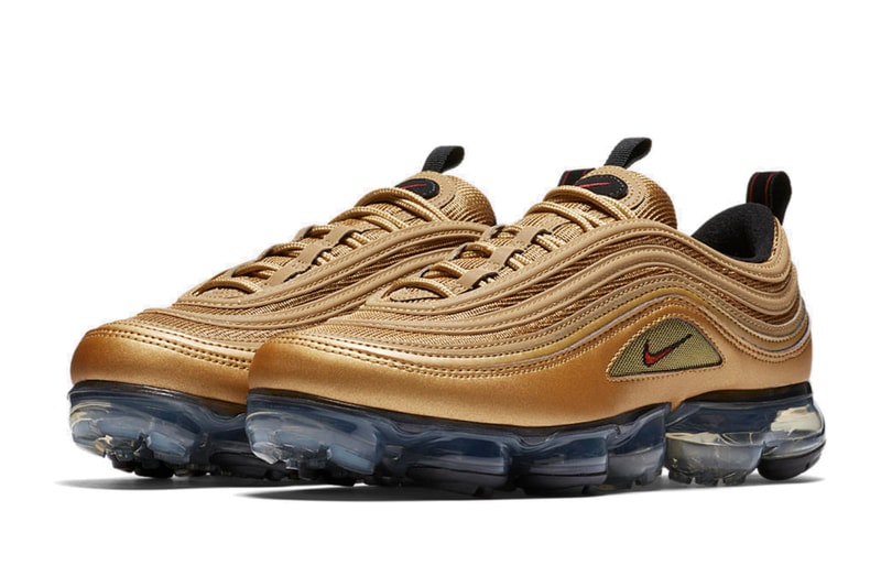 Nike が2018年に Air VaporMax 97 “Metallic Gold” を発売か 〈Nike〉の2017年を象徴するAir Max 97とAir VaporMaxがマッシュアップ スニーカー エアマックス ヴェイパーマックス